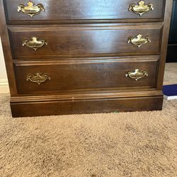 FREE small dresser