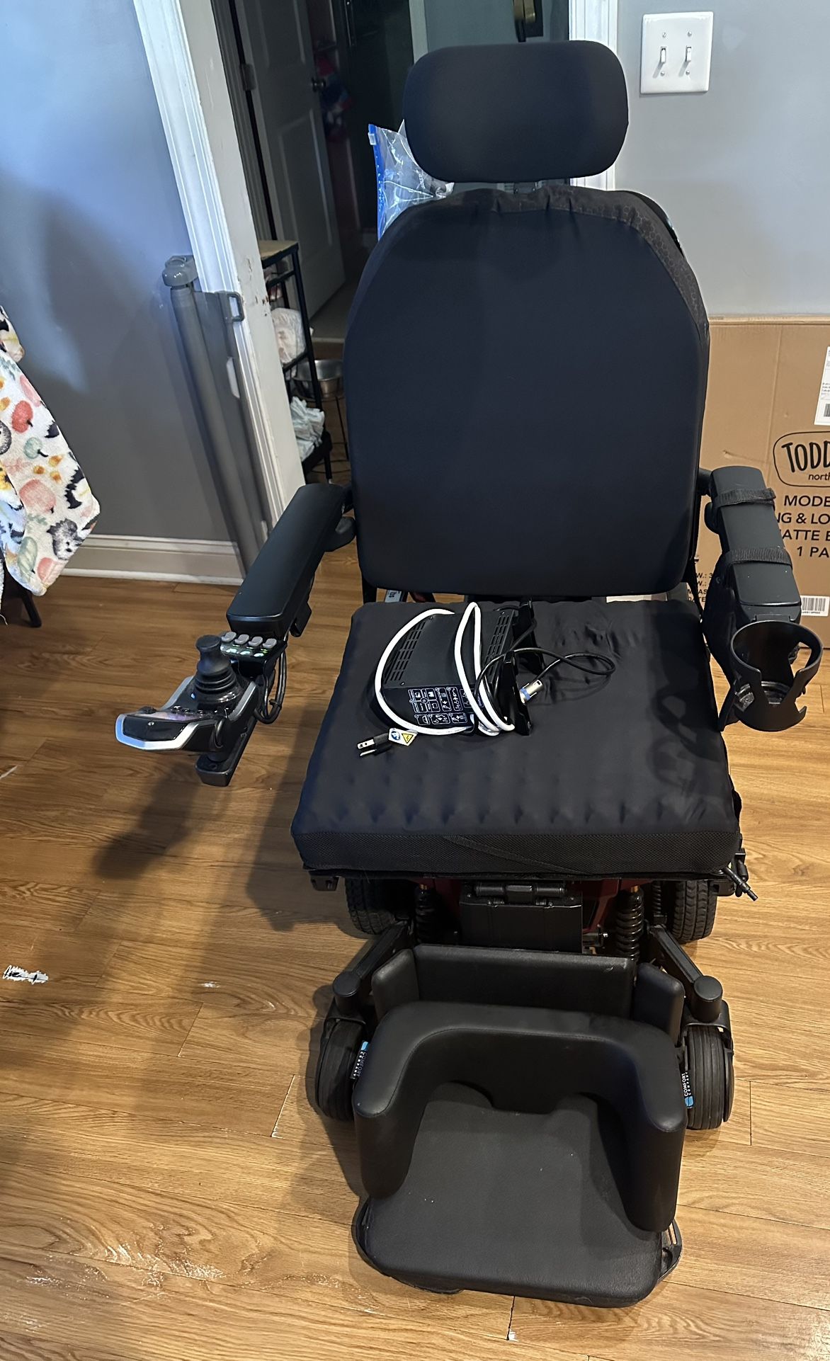 Quantum Q6 Edge 3 Power Lift Wheel Chair