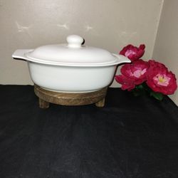 PFALTZGRAFF HEARTH 1.25QT Oval Casserole Dish With Lid