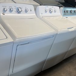 Ge He Top Load Washer With Agitator And Gas Dryer Set 