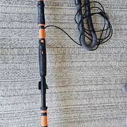 Drywall sander with vacuum