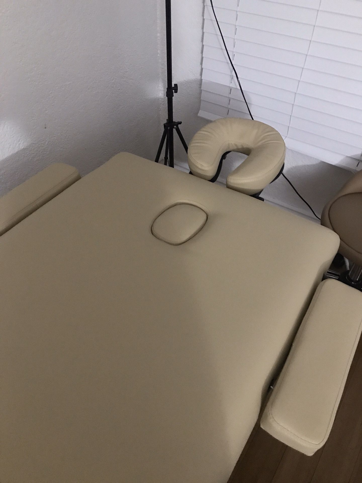 Cream Portable Massage Table