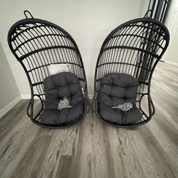 Hanging chairs