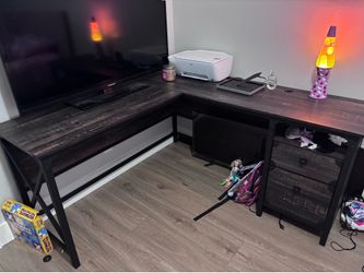 L shaped oak wood desk