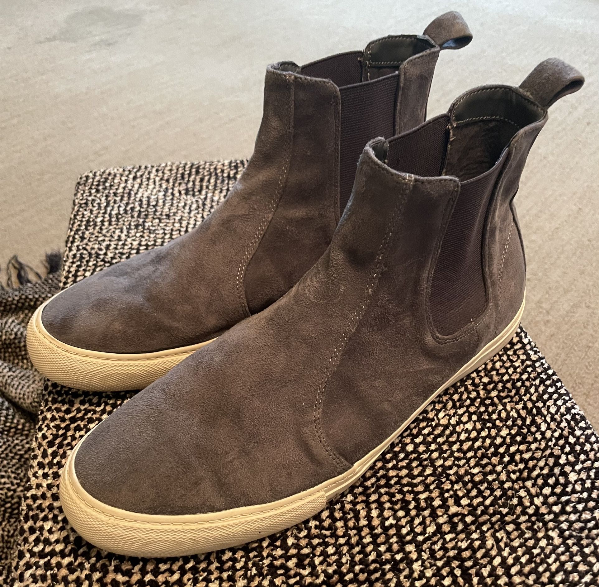 Men’s Slip-On Shoes by Banana Republic