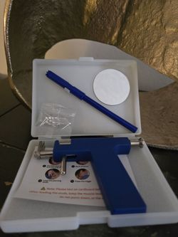 Ear Piercing Kit (New)