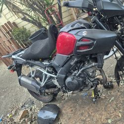 Suzuki Vstrom 1000cc 2014 