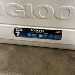 Igloo Max Cold 150 Qt Ice Chest Like New 
