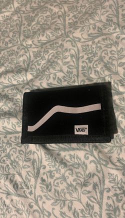VANS Velcro wallet NEW $ 14. OBO