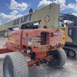 BOOM LIFT STRAIGHT 60 FT 4-WHEEL DRIVE HYBRID