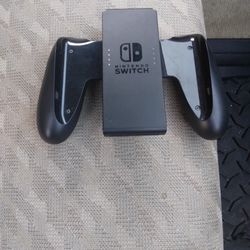 NINTENDO SWITCH CONTROLLER CHARGING GRIP