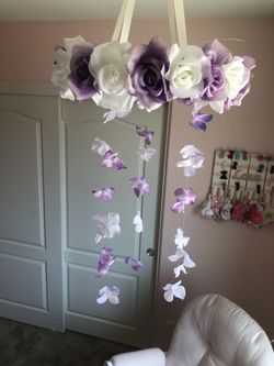 Crib flower mobile
