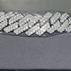 8 Inch Cuban Link Bracelet Fine Jewelry VV2 Grade