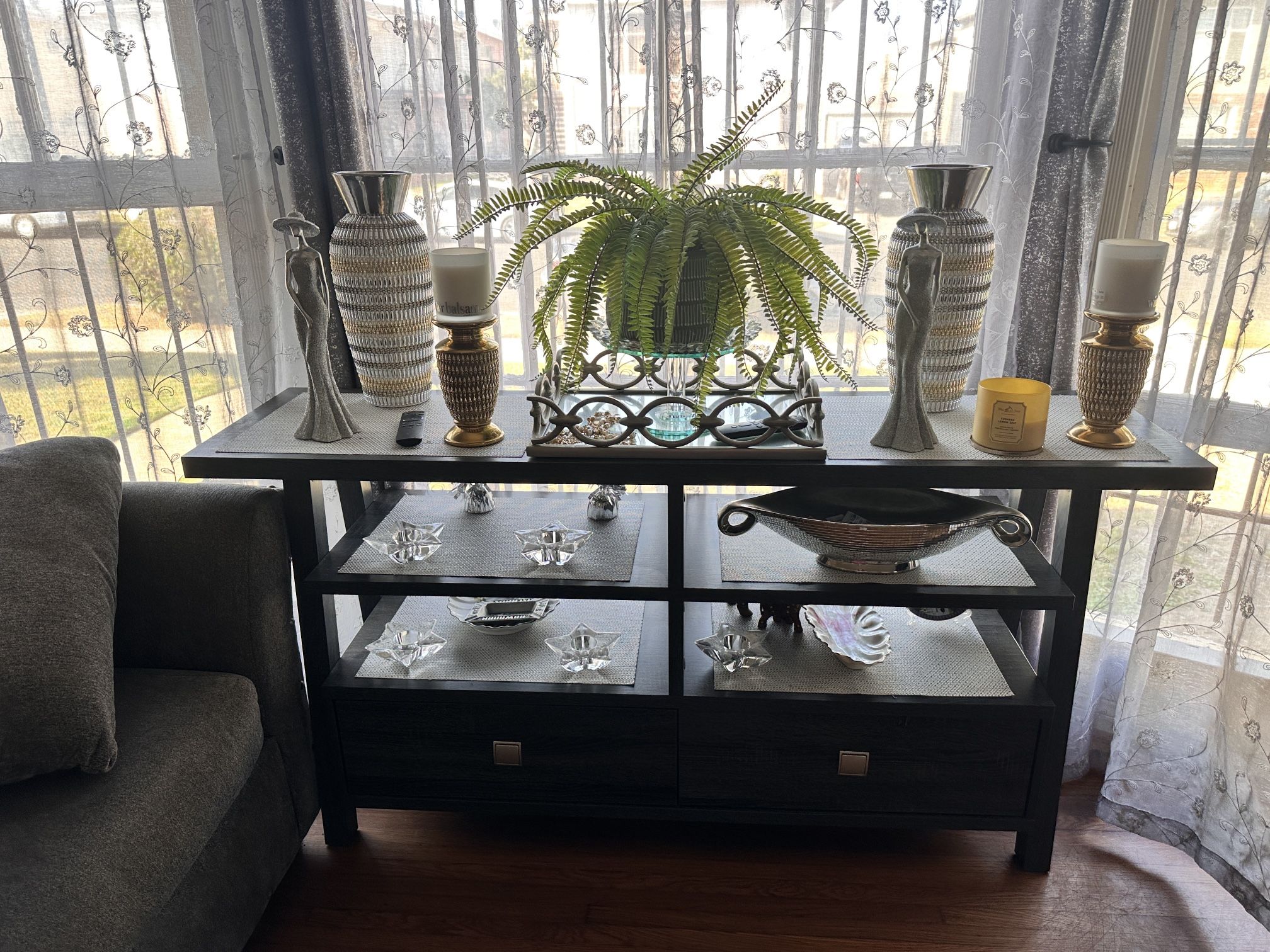 Living Room Table/storage