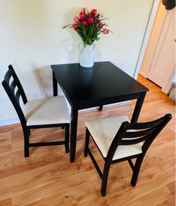 IKEA Black Dining Room Table and Chairs