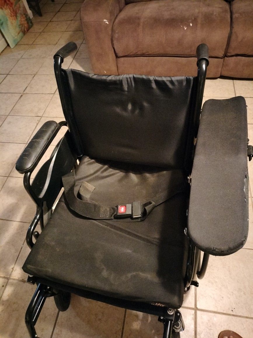 Invacare 9000 SL Manual Wheelchair for Sale in San Antonio,