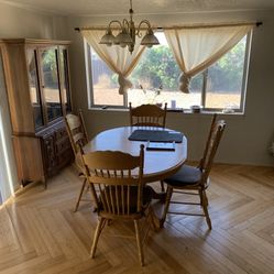 Wood Table And Chairs 