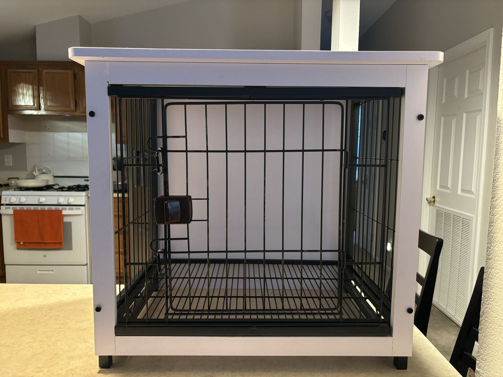 Lockable Dog Crate