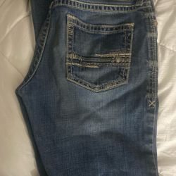 $30 Ariat Jeans Low Rise M4 Boot
