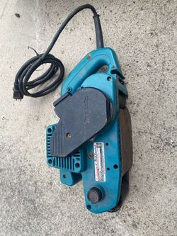 Belt sander