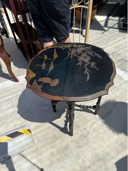 Japanese drop leaf lacquered Table