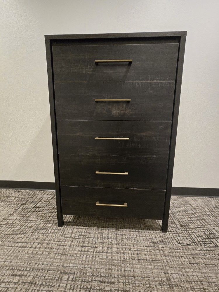 Sturdy 5 Shelf Home Dresser