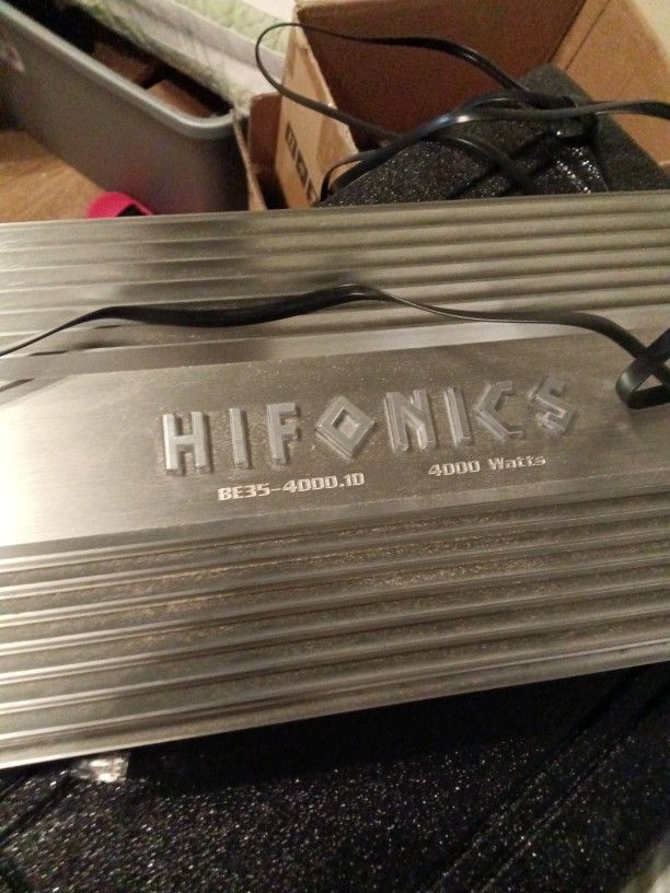 Speakers And Amplifier