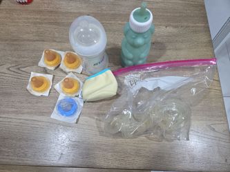 Baby bottle and nipples