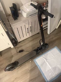 Foldable Scooter With Charger