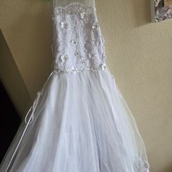 ¿Hermoso vestido de primera comunión Size 14 en Muy Vuenas Condiciones