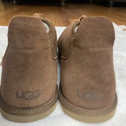 UGG  Men size 18 