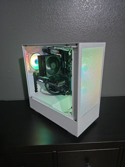 White Gaming PC