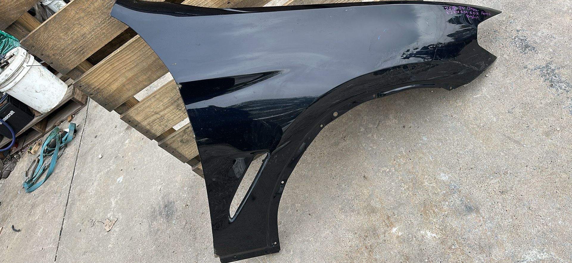 2018-2021 BMW X3/X4 PASSENGER SIDE FENDER OEM USED 