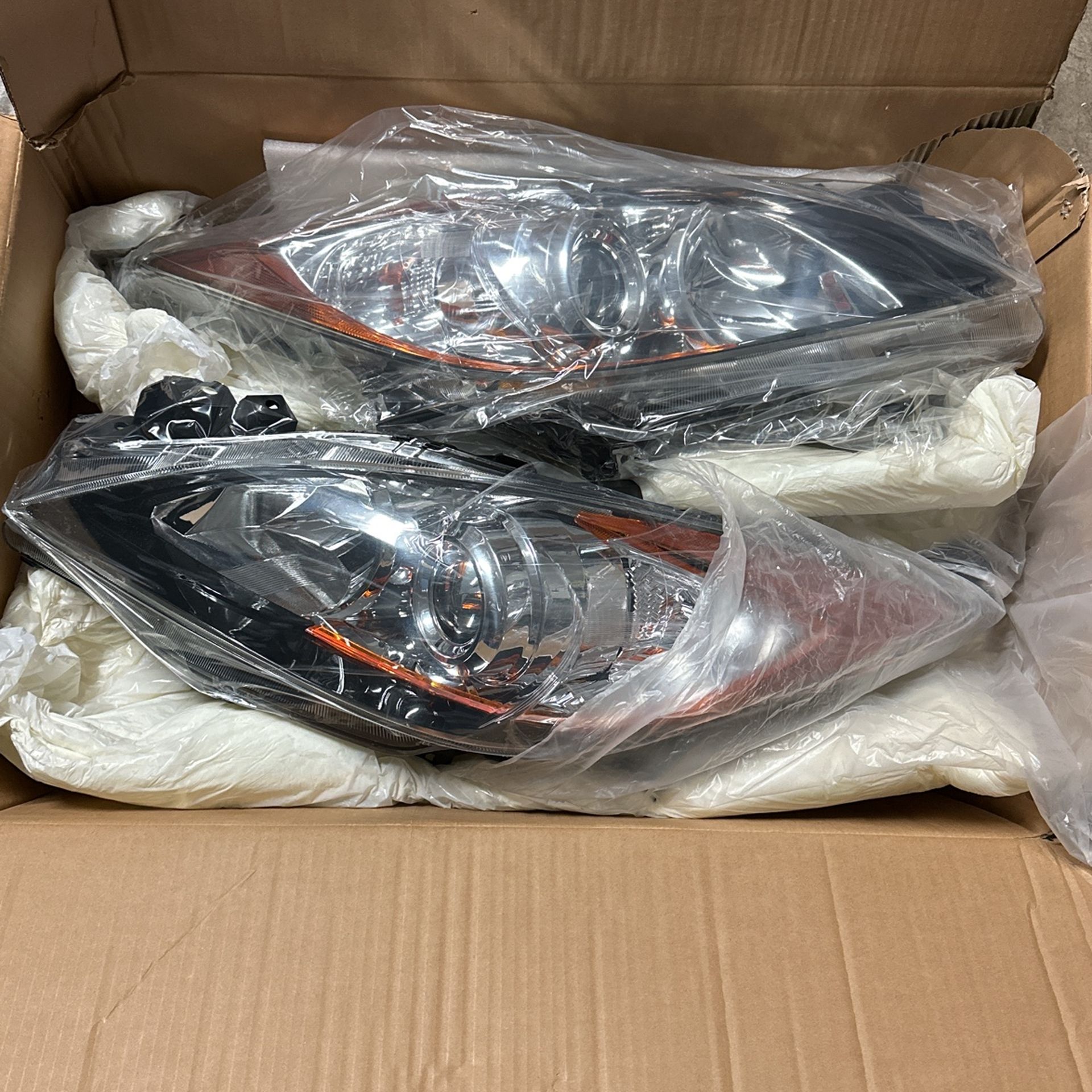 Mazda 3 2010 Headlights