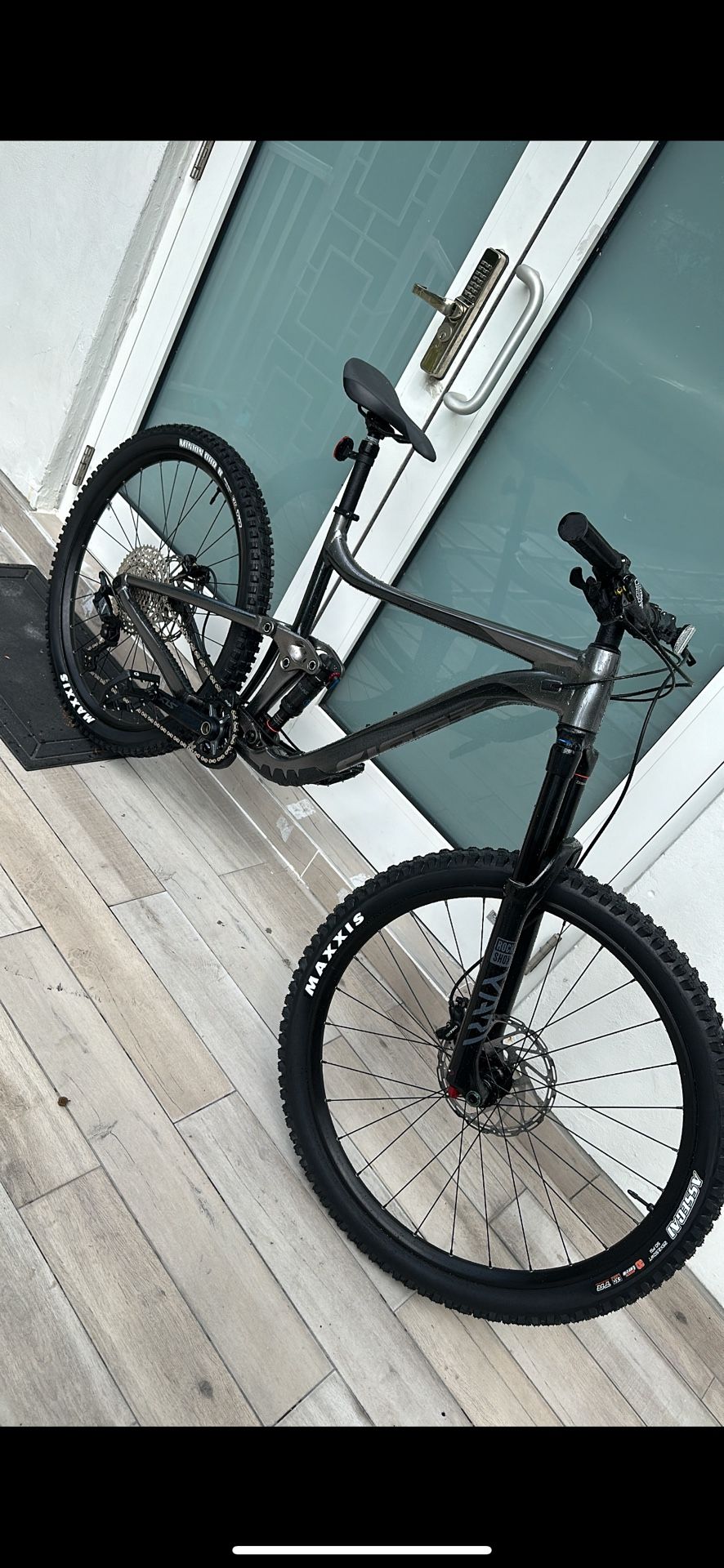 Giant Reign 2 29” Size l.