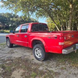 04 Dakota 4x4 SLT Crew
