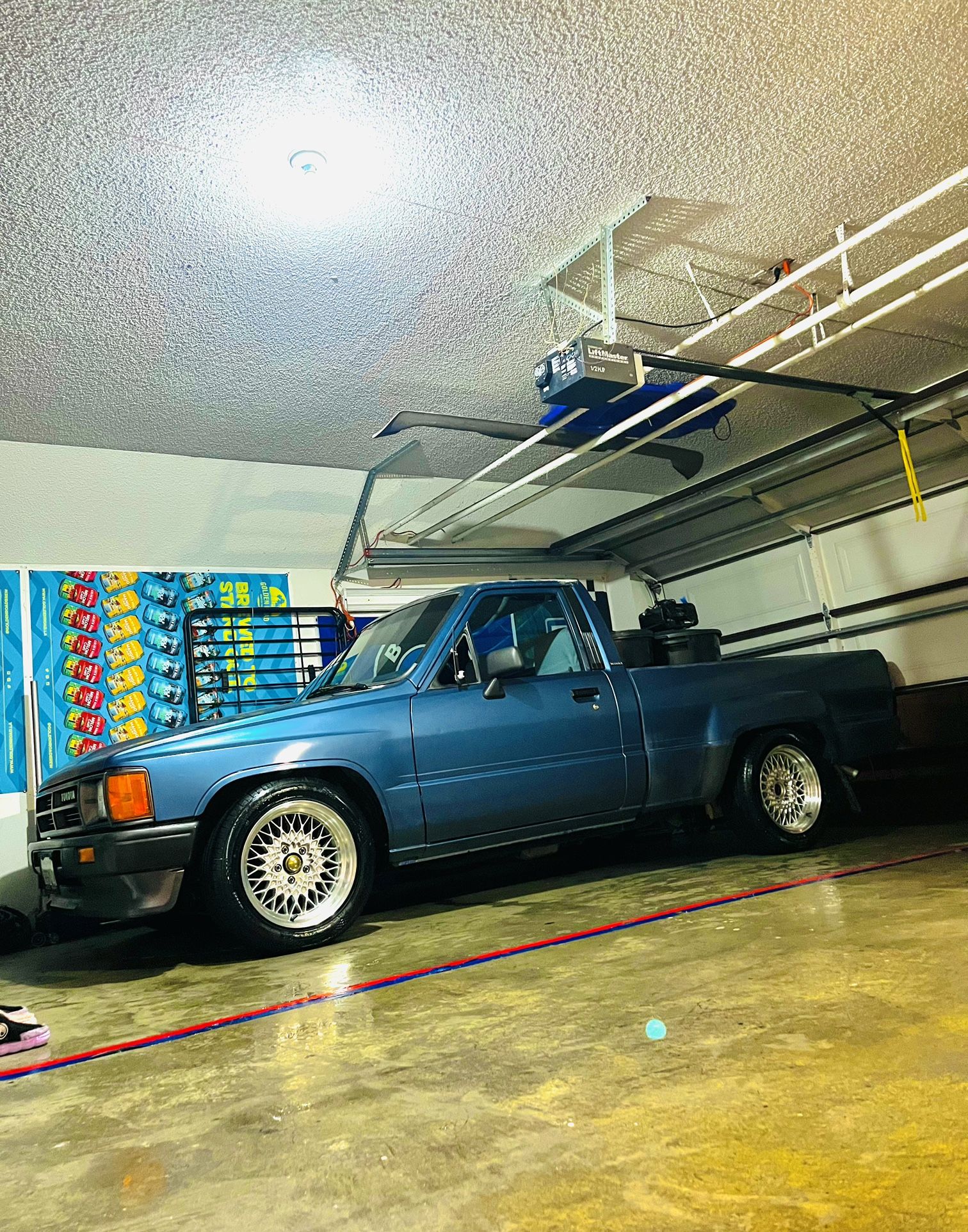 TOYOTA HILUX PART
