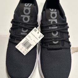 Men’s Adidas Slip On Gymshoes Size 9.5. NEW