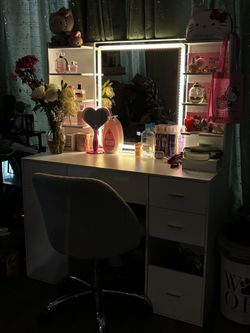 Vanity mirrior