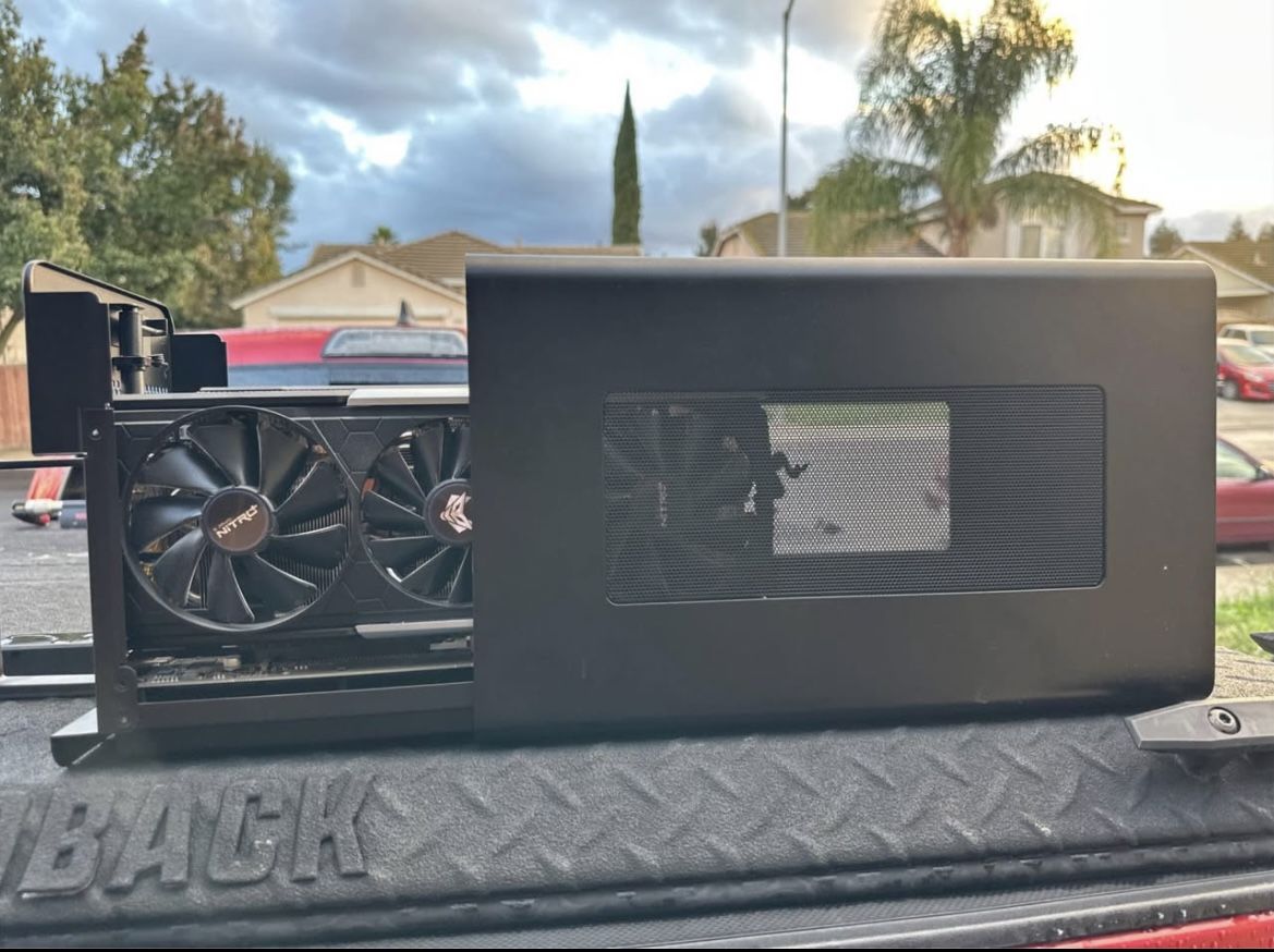 Sapphire RX 5700 XT and Power Cord