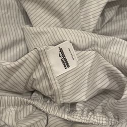 Room Essentials QUEEN Fitted Sheet