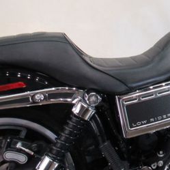 2016 Harley Dyna Lowrider OEM seat