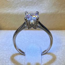Moissanite Ring 