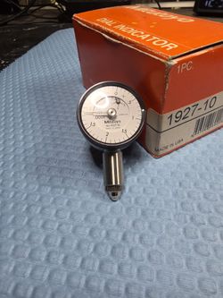 MITUTOYO DIAL INDICATOR