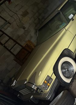 1974 Cadillac Coupe De Ville 