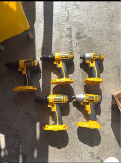 DEWALT BATTERY DRILLS