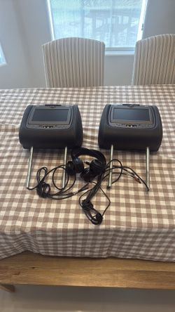 2018 GMC Sierra Denali 2500HD Rear Seat Headrest DVD Entertainment Screens w/ Headphones OEM