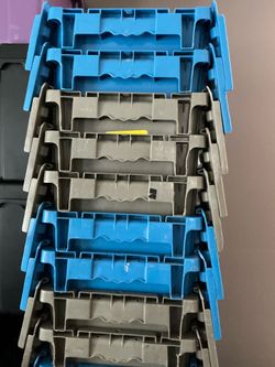 Plastic Heavy Duty Moving Storage Totes (22”L x 12.5”W x 12”H)
