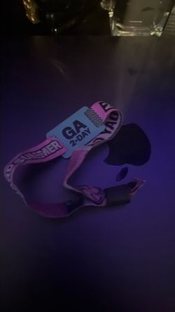 HARD SUMMER GA TICKET 300$