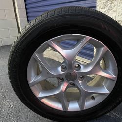 Rines Son De Una Chrysler Pacifica 2017